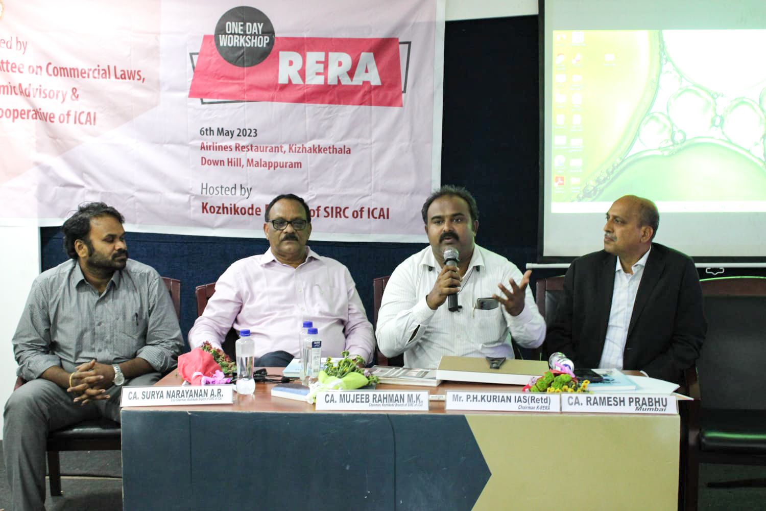 CA Mujeeb Rahman M.K. (Chairman, Kozhikode Branch of SIRC of ICAI) addressing the Chartered Accountants during the workshop.