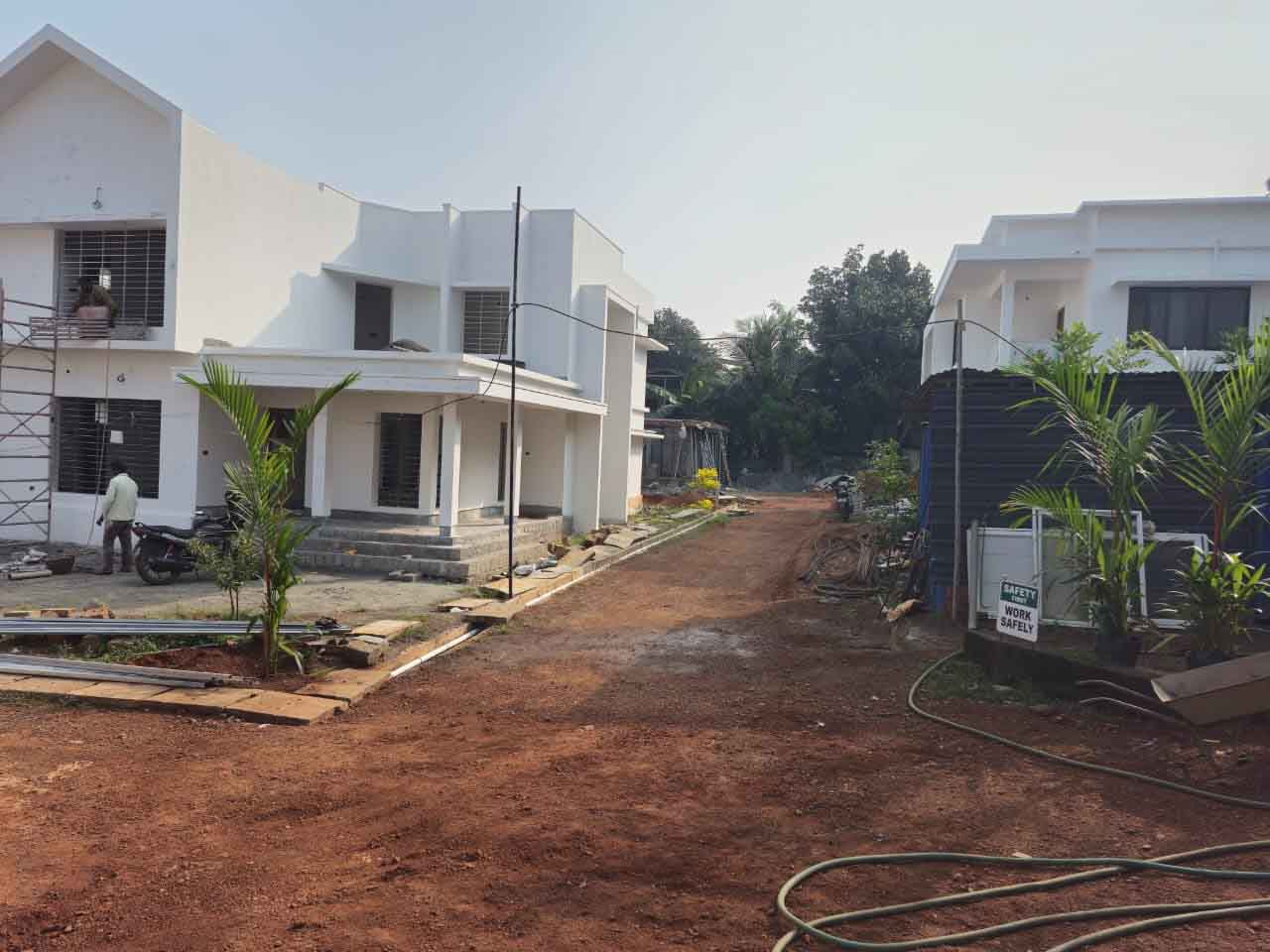 KAIRALI ANOKHA GARDENS