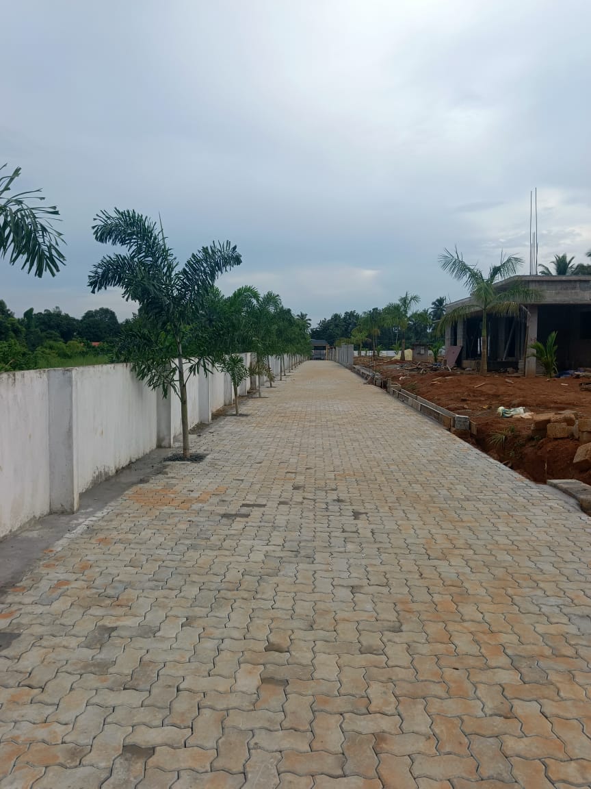 VICTORIA REALTORS NAYANAM