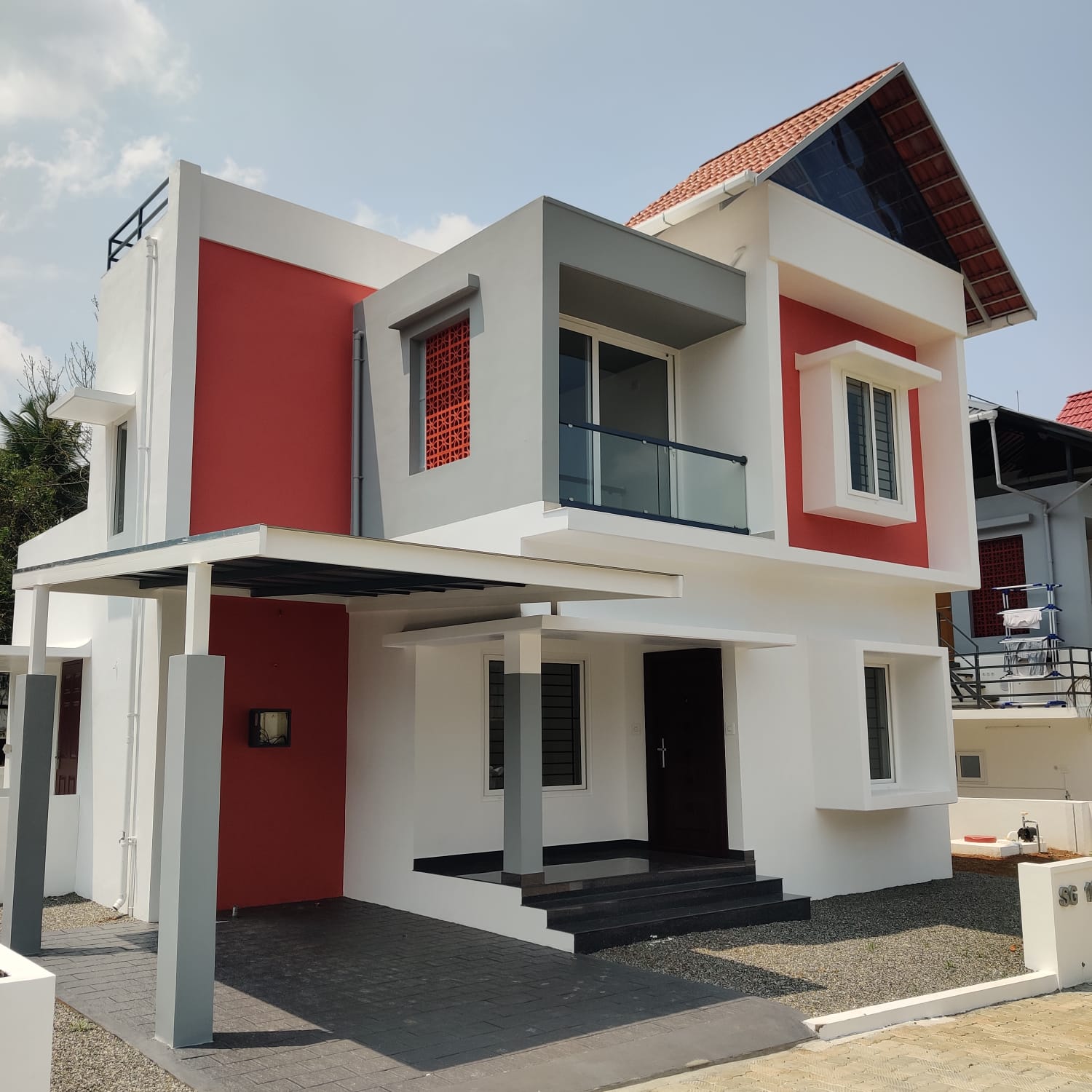 OMG SOVEREIGN VILLAS