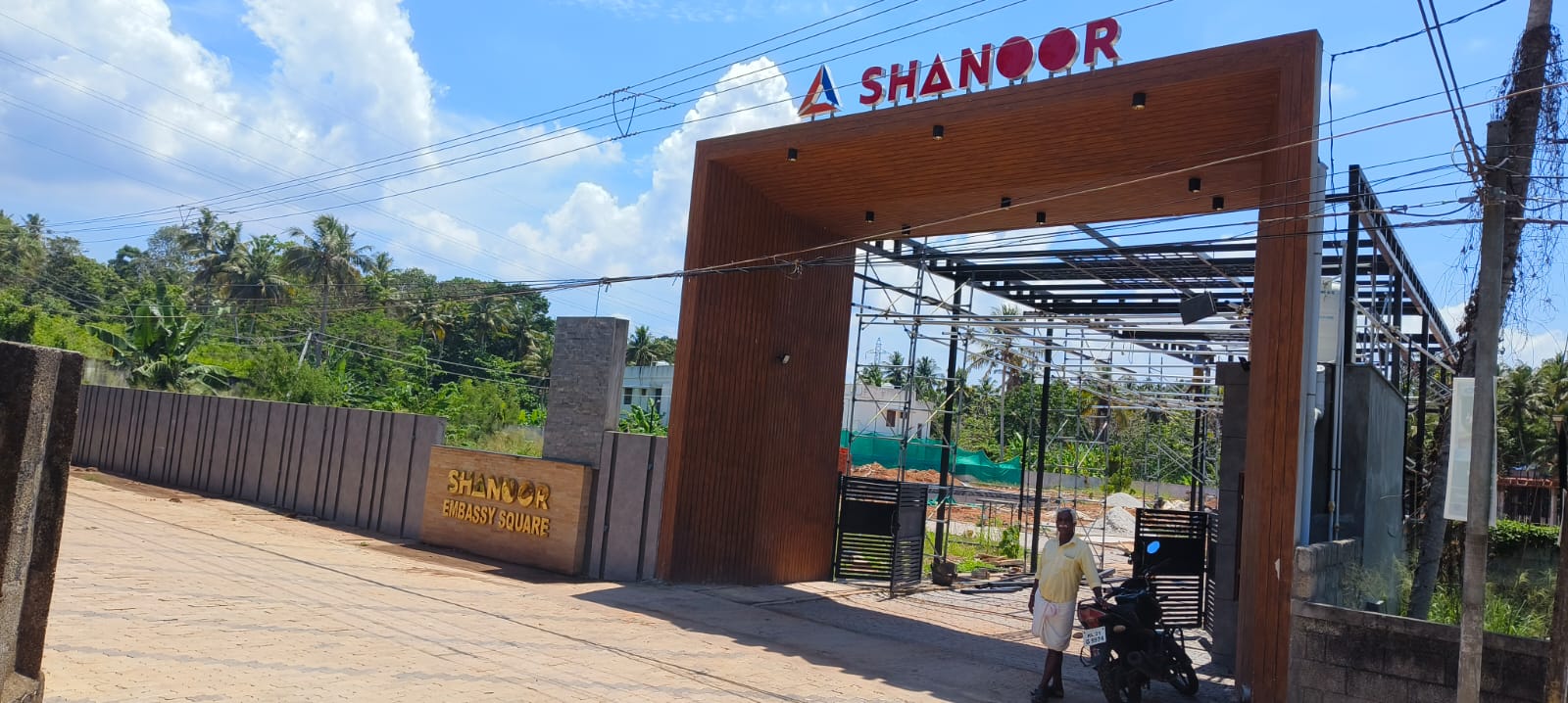 SHANOOR EMBASSY SQUARE