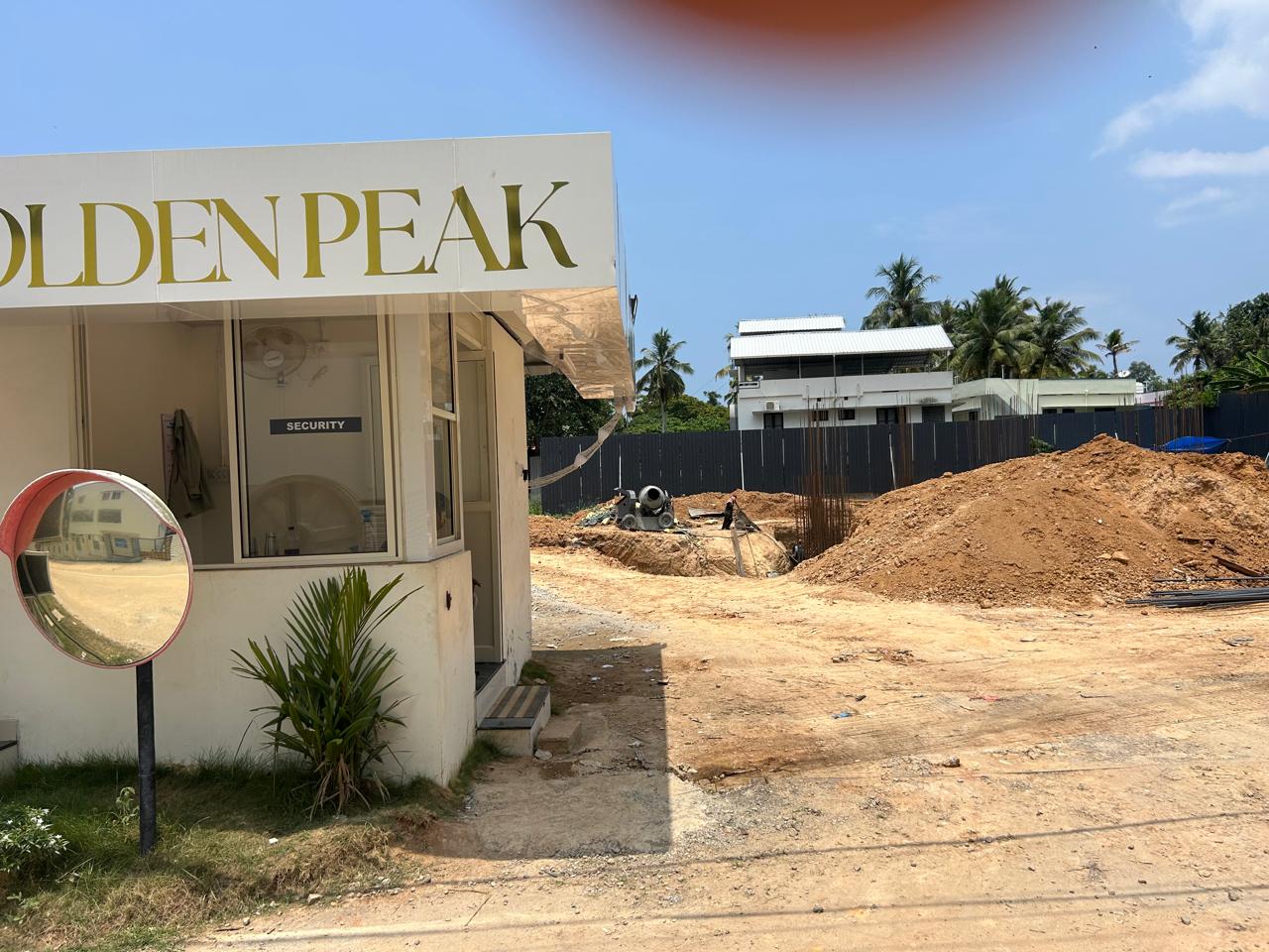 Oceanus Golden Peak