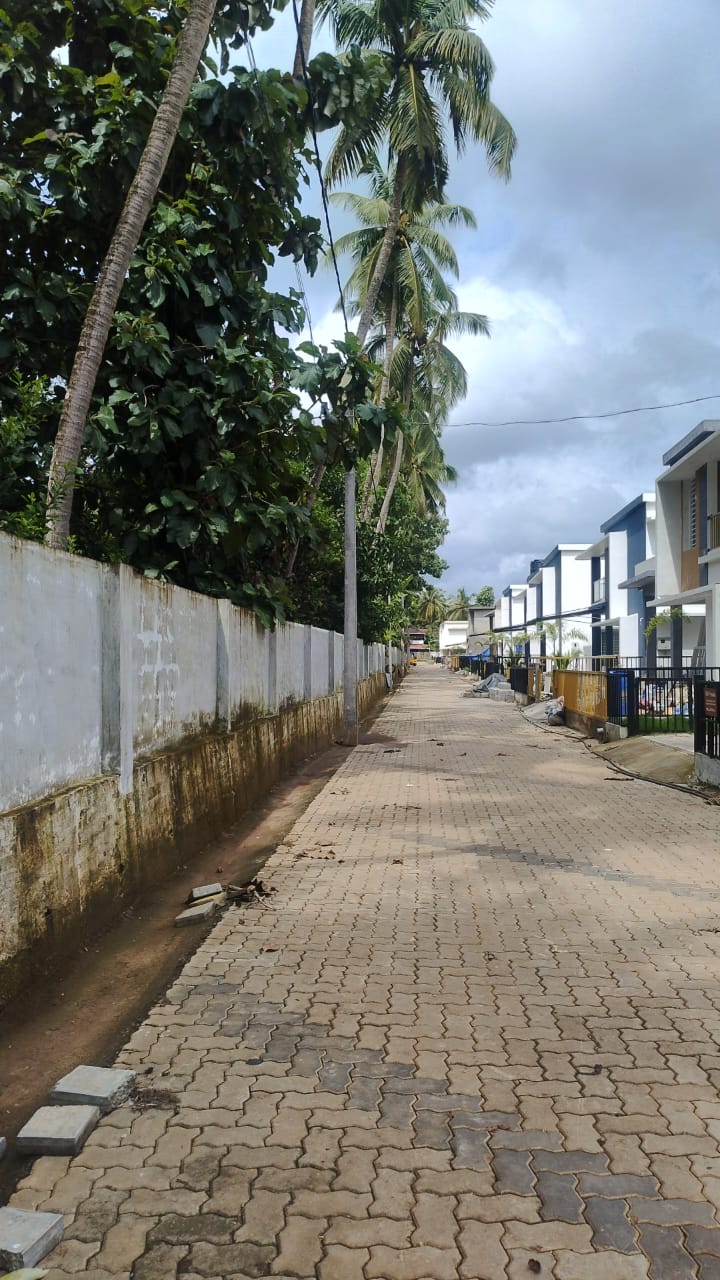 VICTORIA REALTORS DIVYAM