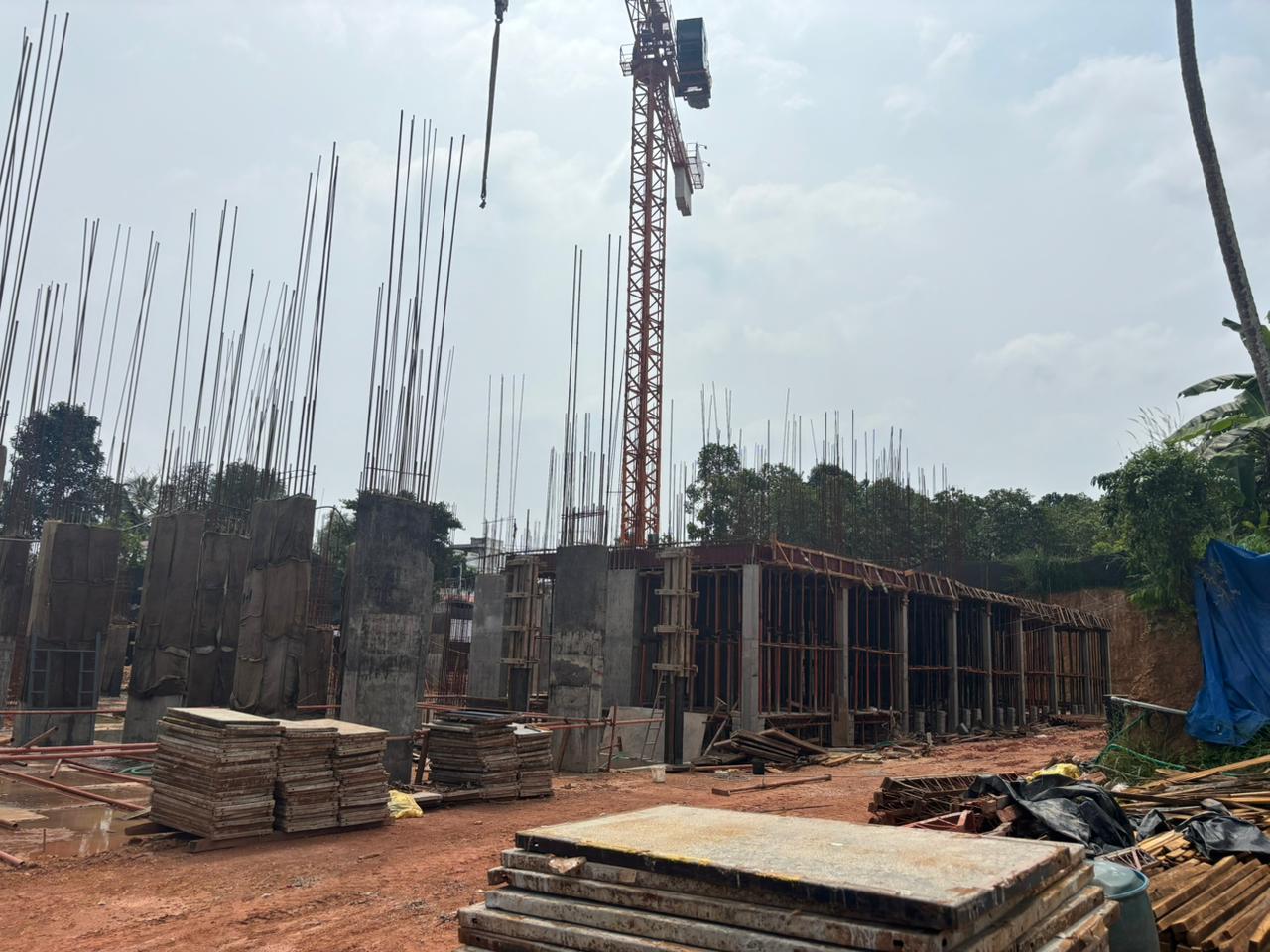 CHANDYS GRACE APARTMENTS