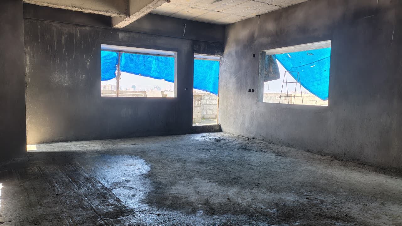 CONFIDENT BOUGAINVILLE