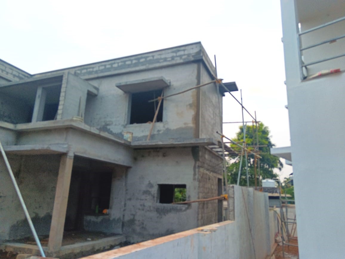 OMG SOVEREIGN VILLAS EAST