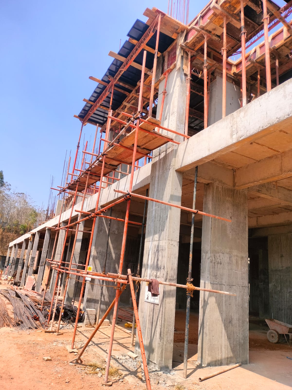 CHANDYS GRACE APARTMENTS